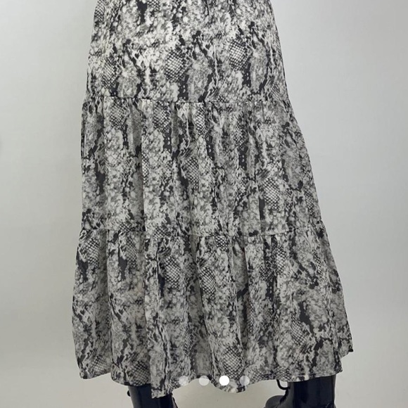 Snakeskin midi skirt - Picture 2 of 9